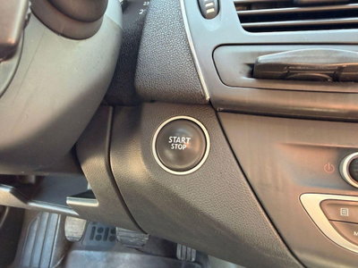 Renault Laguna 2.0 dCi 150CV 4Control (13)