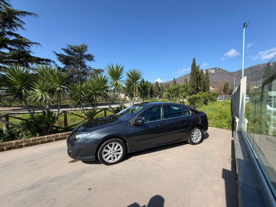 Renault Laguna 2.0 dCi 150CV 4Control (3)