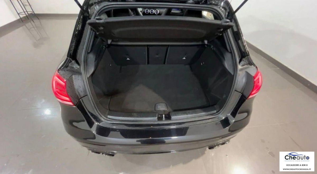 Mercedes-Benz Classe A 45 AMG 4Matic Automatic (11)