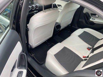 Mercedes-Benz Classe A 160 Business (16)