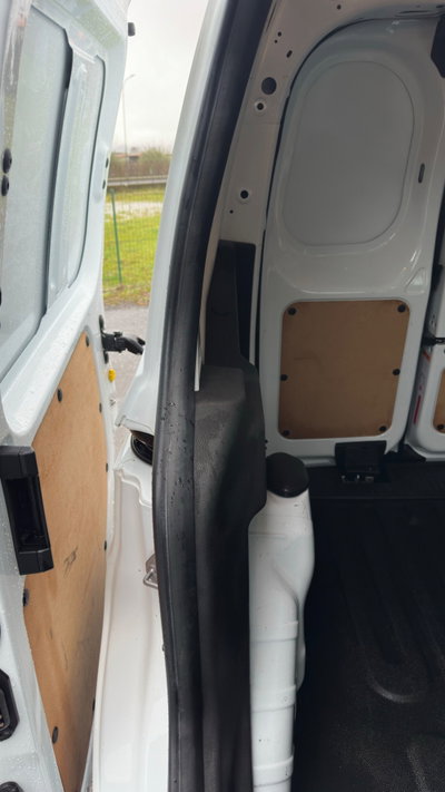 Ford Transit Courier 1.5 TDCi 75CV  Trend (13)