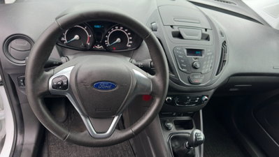 Ford Transit Courier 1.5 TDCi 75CV  Trend (6)