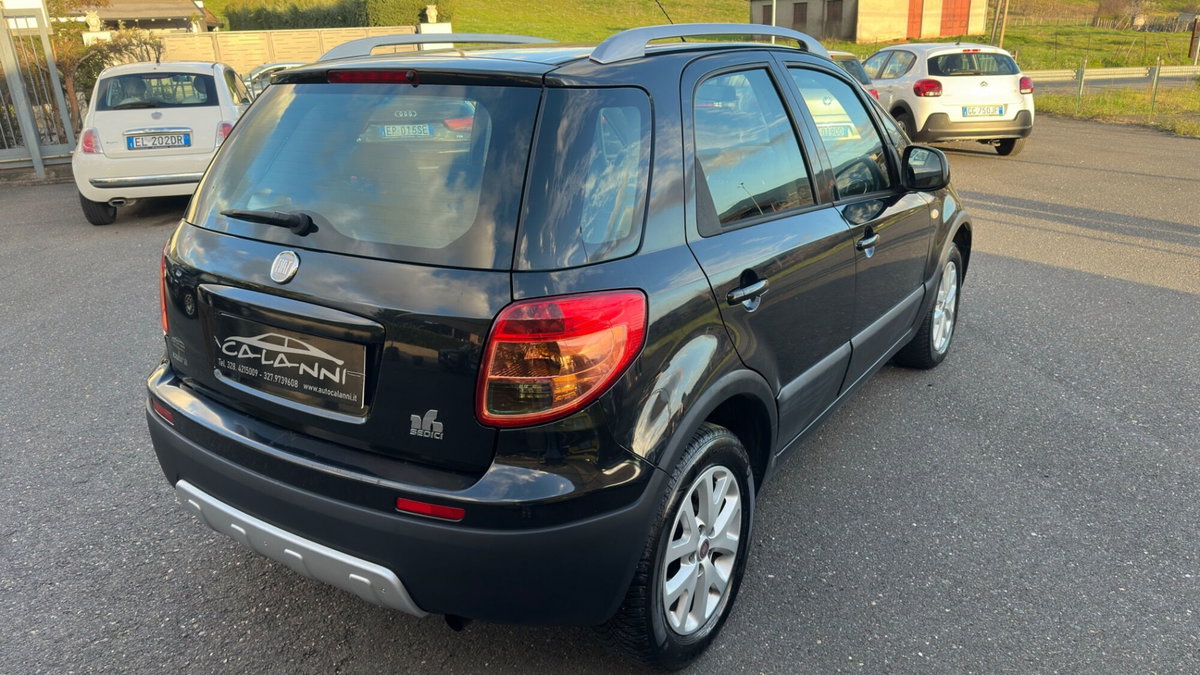 Fiat Sedici 2.0 MJT 16V DPF 4x4 Emotion (3)