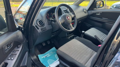 Fiat Sedici 2.0 MJT 16V DPF 4x4 Emotion (8)