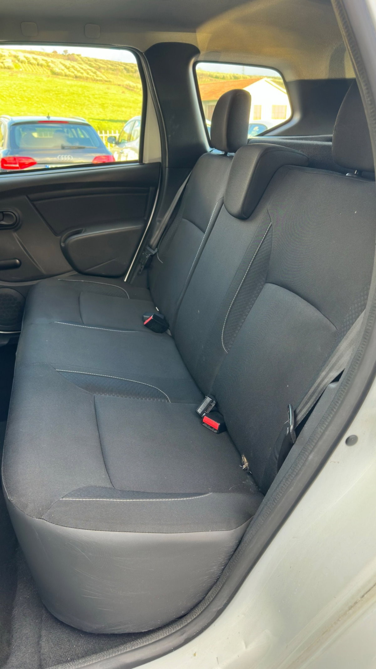 Dacia Duster 1.5 dCi 110CV 4x2 Lauréate (8)