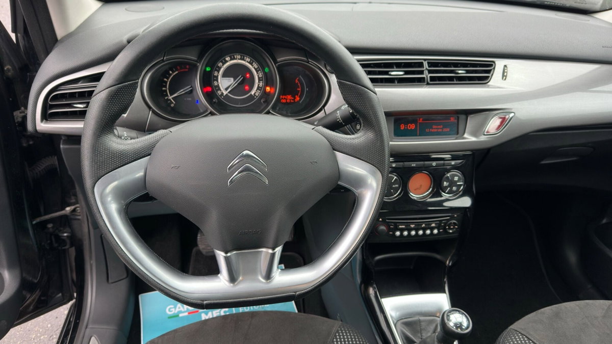 Citroen C3 1.4 HDi 70 Exclusive (6)