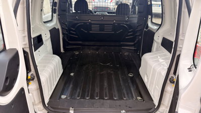 Fiat Fiorino 1.3 MJT 80CV Combinato (10)
