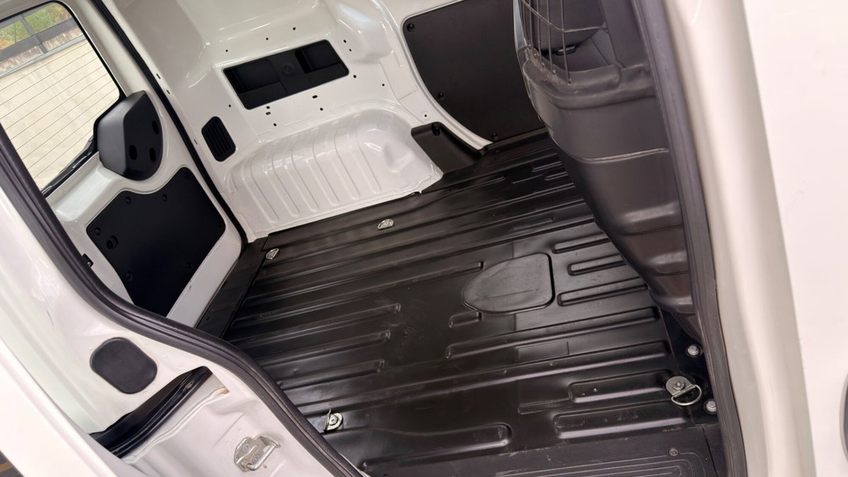 Fiat Fiorino 1.3 MJT 80CV Combinato (9)