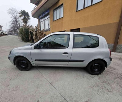 Renault Clio 1.5 dCi 82CV cat 5 porte Limited (10)