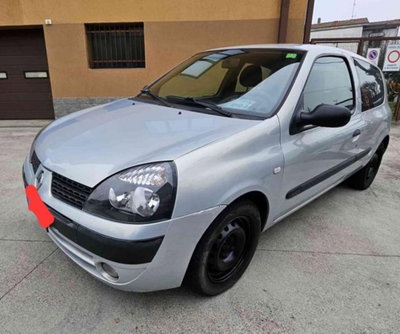 Renault Clio 1.5 dCi 82CV cat 5 porte Limited (3)