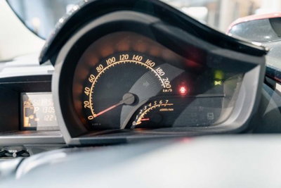 Toyota iQ 1.3 CVT Style (12)