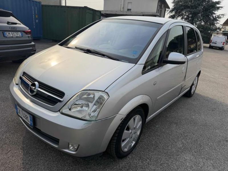 Opel Meriva 1.8 16V Cosmo