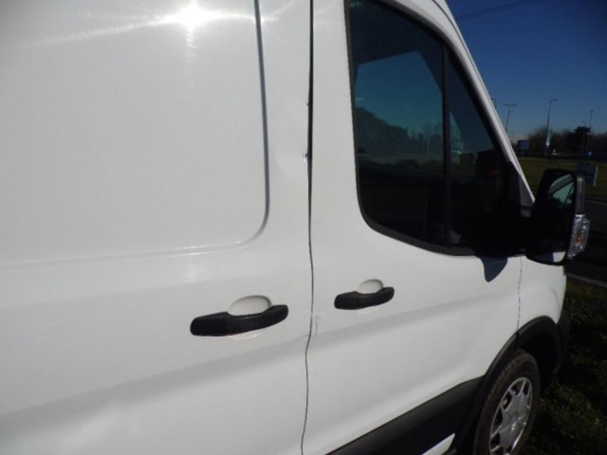 Ford Transit Furgone 310 2.0TDCi EcoBlue 130 aut. PM-TM Furgone Trend (19)