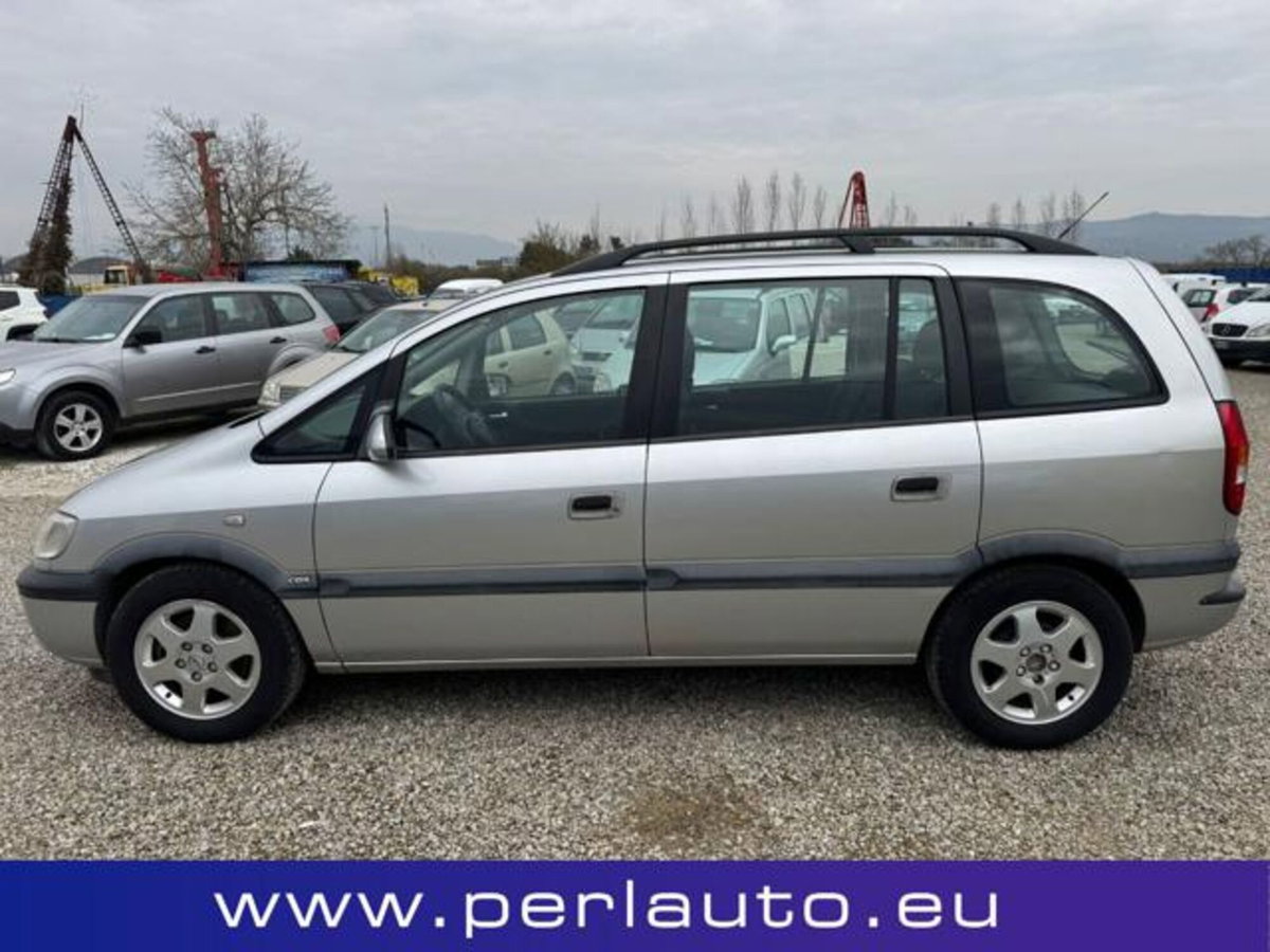 Opel Zafira 16V cat CD (3)