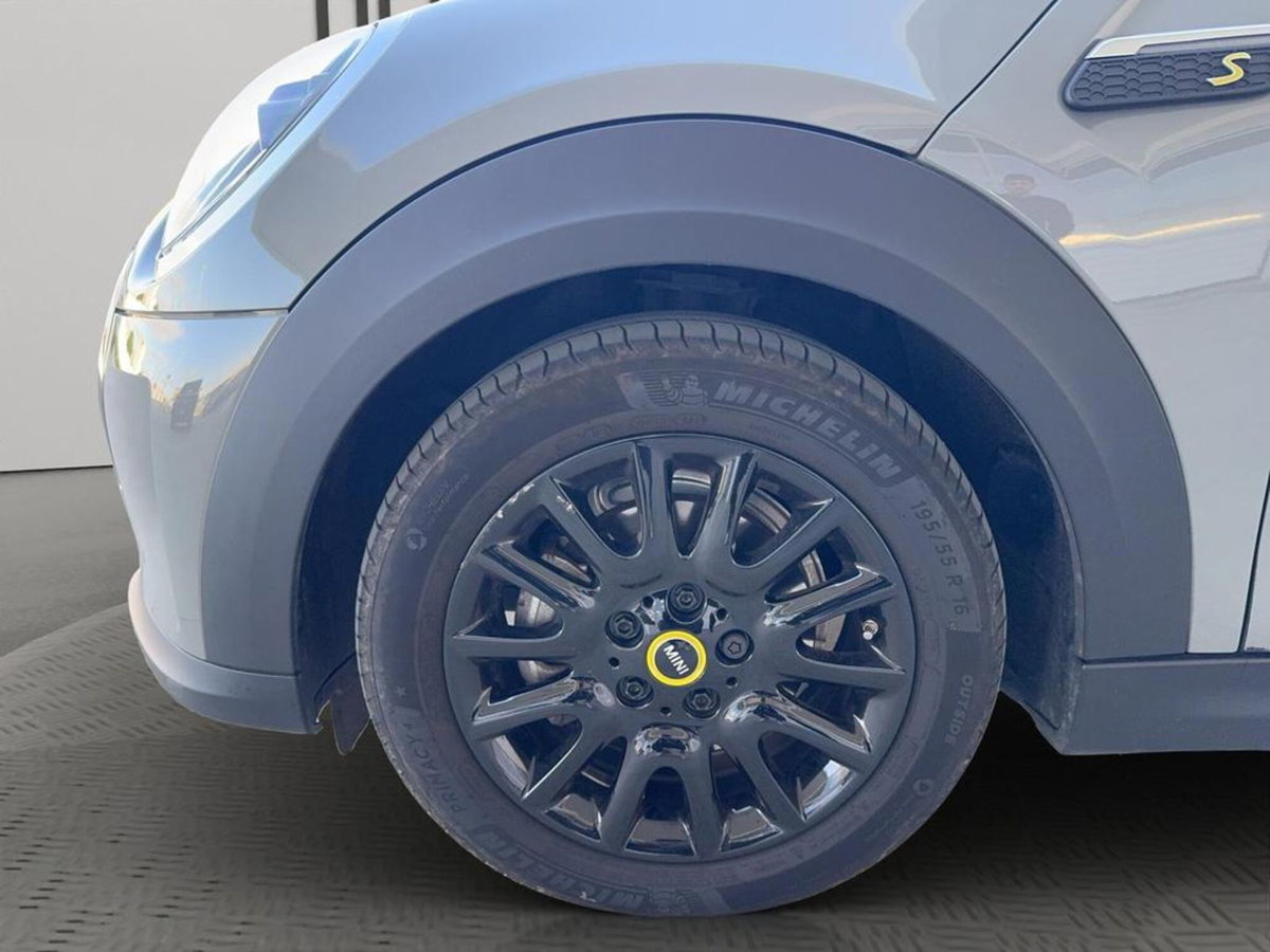 MINI Mini Cooper SE Electric (6)