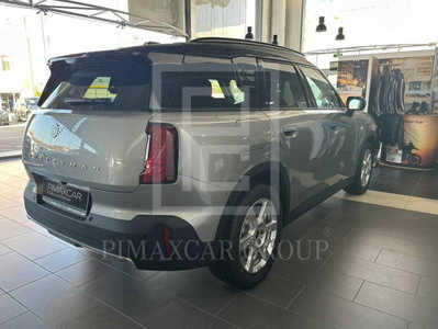 MINI Mini Countryman 2.0 48V D Classic auto (2)
