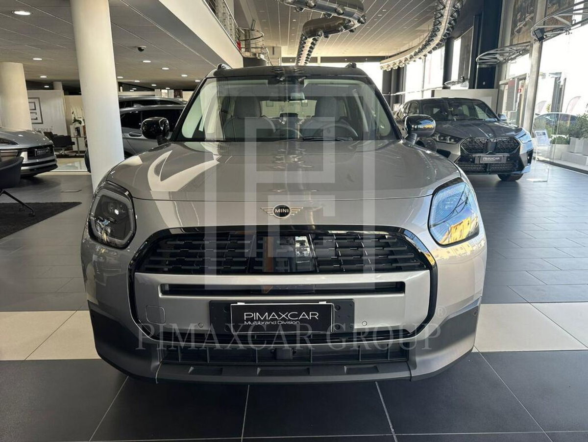 MINI Mini Countryman 2.0 48V D Classic auto (4)