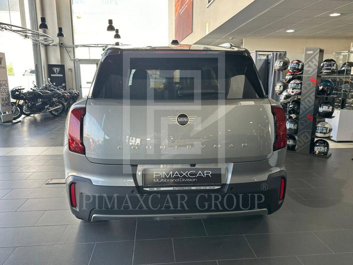MINI Mini Countryman 2.0 48V D Classic auto (5)