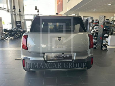 MINI Mini Countryman 2.0 48V D Classic auto (5)