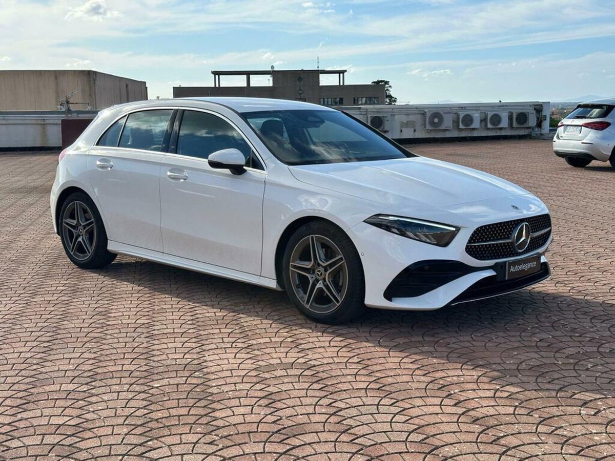 Mercedes-Benz Classe A 180 d Premium (2)