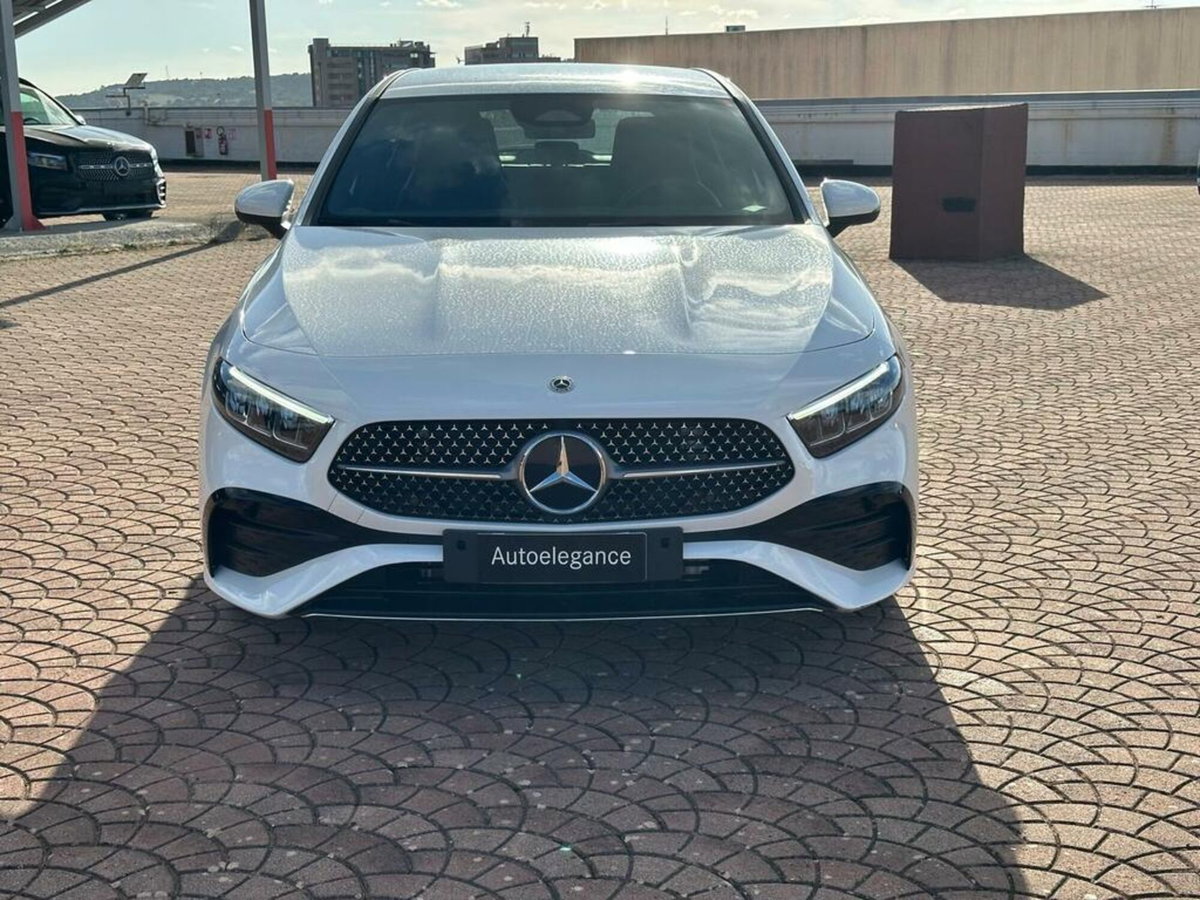 Mercedes-Benz Classe A 180 d Premium (5)