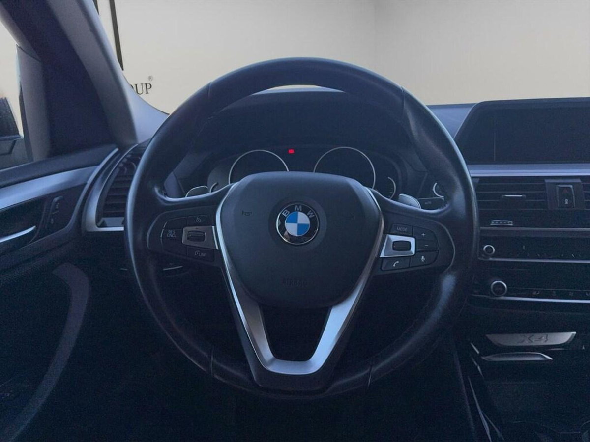 BMW X4 xDrive20d Business Advantage (5)