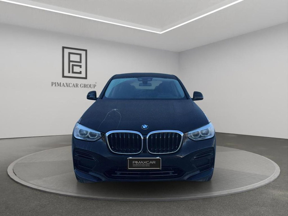 BMW X4 xDrive20d Business Advantage (9)