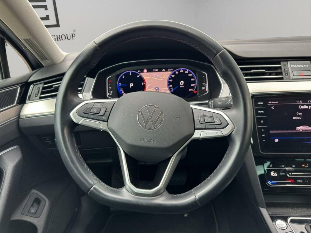 Volkswagen Passat 2.0 TDI SCR EVO DSG Executive (10)