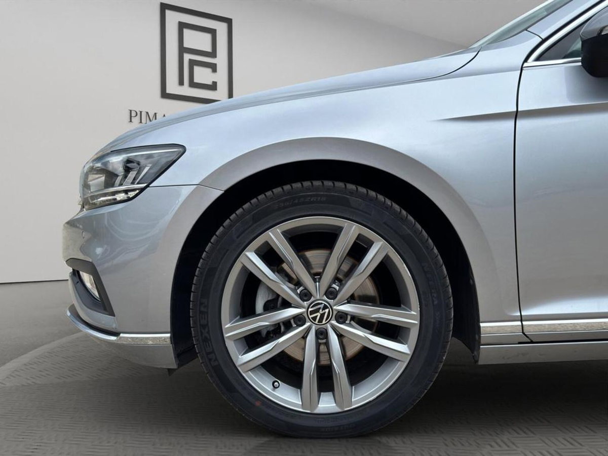 Volkswagen Passat 2.0 TDI SCR EVO DSG Executive (15)