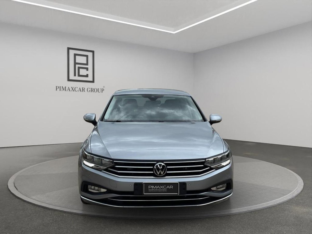 Volkswagen Passat 2.0 TDI SCR EVO DSG Executive (7)