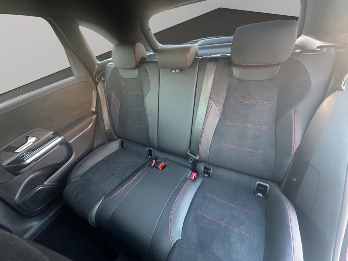 Mercedes-Benz Classe B 180 d AMG Line Advanced Plus auto (12)