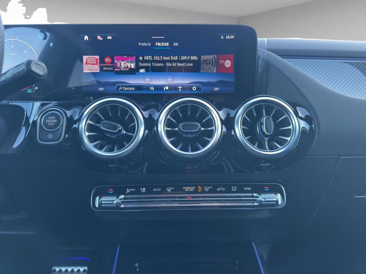 Mercedes-Benz Classe B 180 d AMG Line Advanced Plus auto (14)