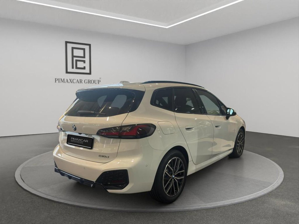 BMW Serie 2 Active Tourer 218d  Msport (2)