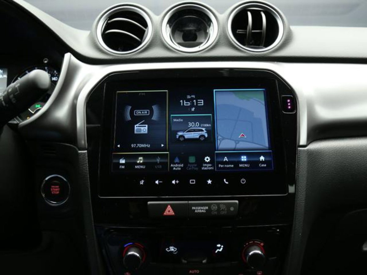 Suzuki Vitara 1.4h Starview 4wd allgrip 110cv at (14)