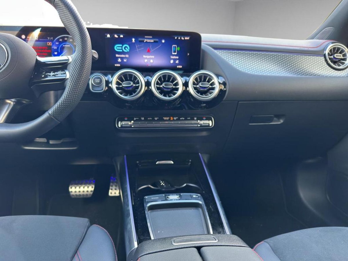 Mercedes-Benz EQA 250 Premium Pro (14)