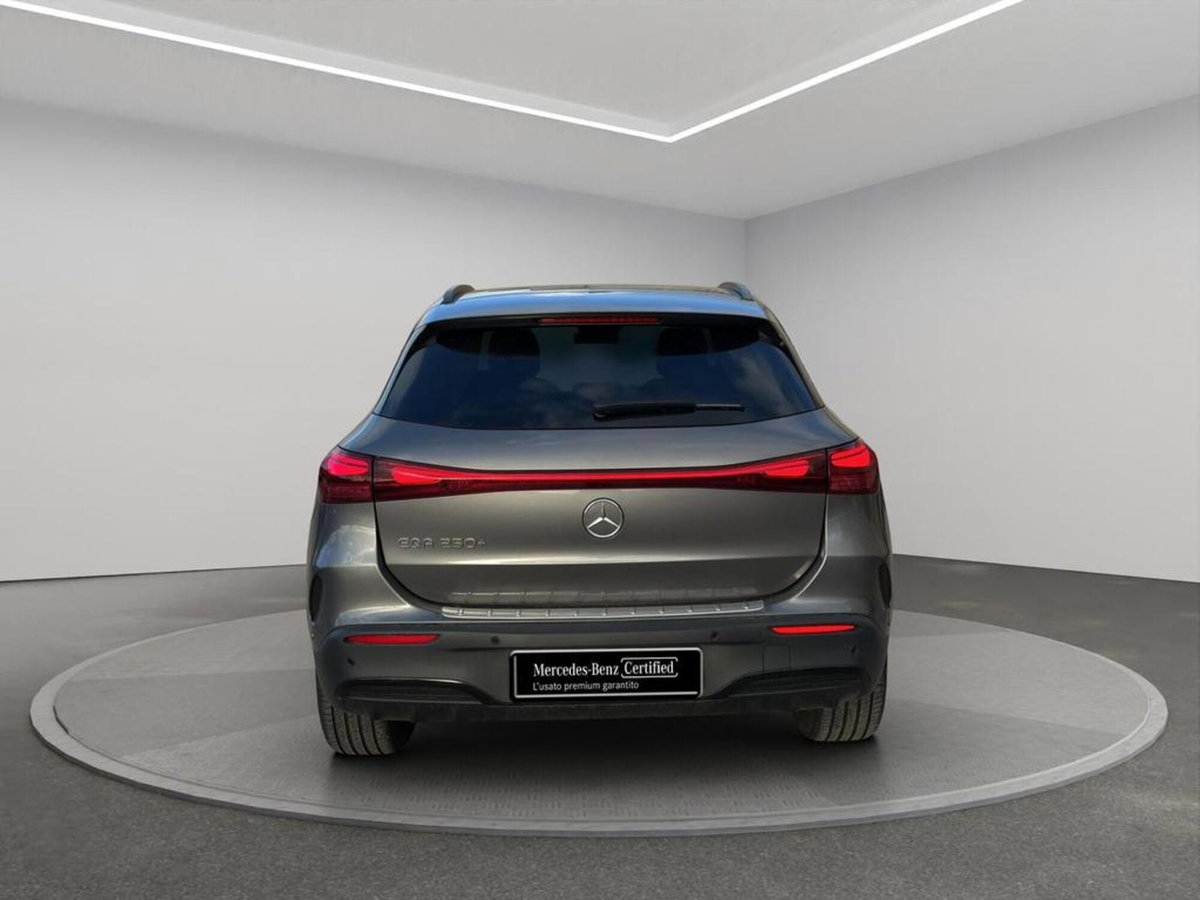 Mercedes-Benz EQA 250 Premium Pro (3)