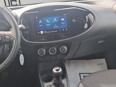 Toyota Aygo X 1.0 Active 72cv (10)