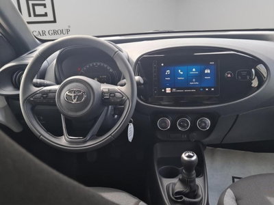 Toyota Aygo X 1.0 Active 72cv (13)