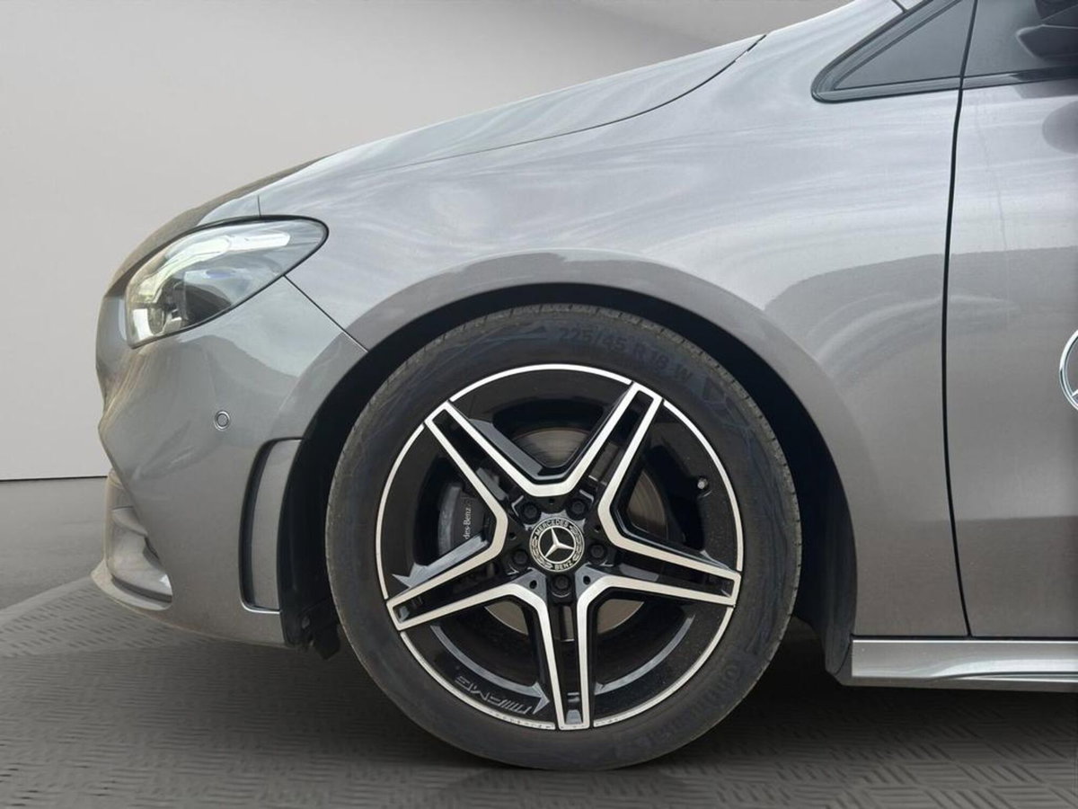 Mercedes-Benz Classe B 180 d AMG Line Advanced Plus auto (14)