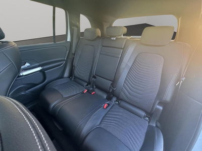 Mercedes-Benz GLB 200 d Progressive Advanced Plus auto (14)