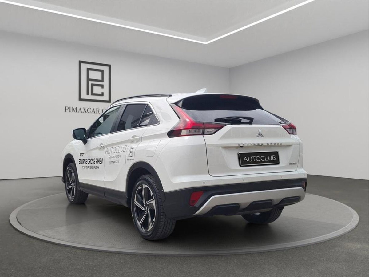 Mitsubishi Eclipse Cross 2.4 phev Instyle sda pack 0 s-awc (3)