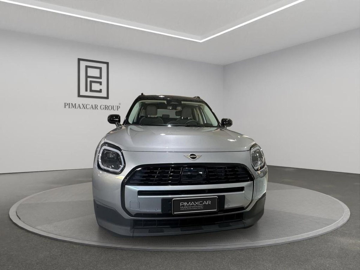 MINI Mini Countryman 1.5 48V C Classic auto (6)