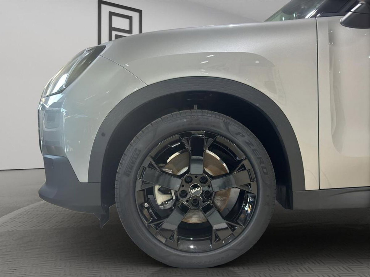 MINI Mini Countryman 1.5 48V C Classic auto (8)
