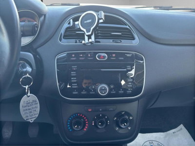 Fiat Punto 1.3 MJT II S&S 95 CV 5 porte Lounge (12)