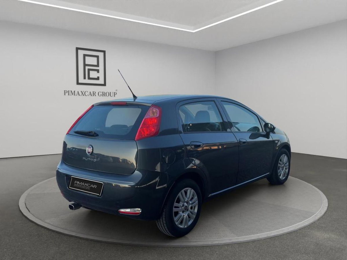 Fiat Punto 1.3 MJT II S&S 95 CV 5 porte Lounge (7)