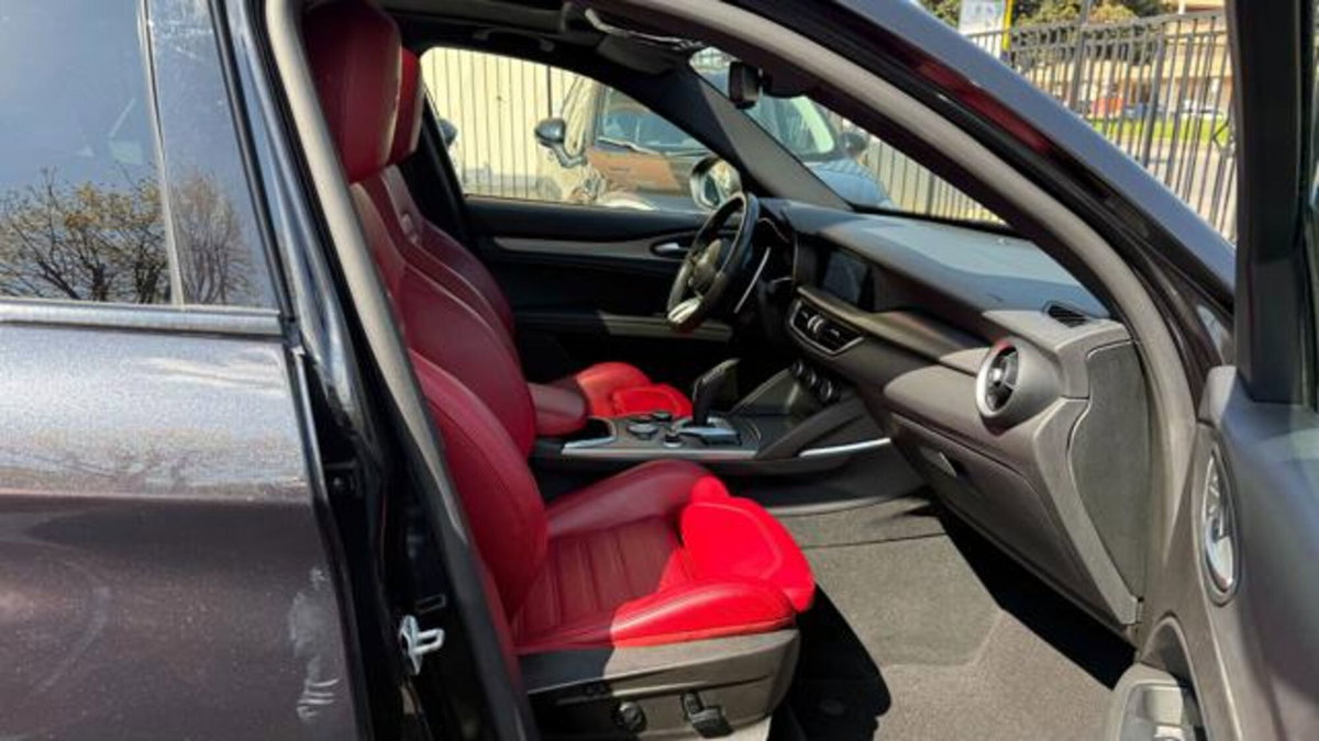 Alfa Romeo Stelvio Stelvio 2.2 Turbodiesel 210 CV AT8 Q4 Veloce Tì (18)