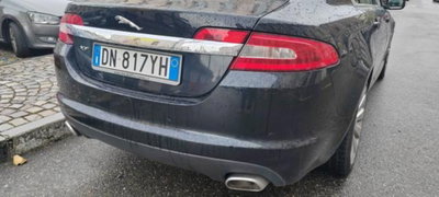 Jaguar XF 2.7D V6 Luxury (12)