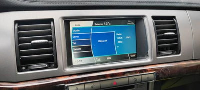 Jaguar XF 2.7D V6 Luxury (15)