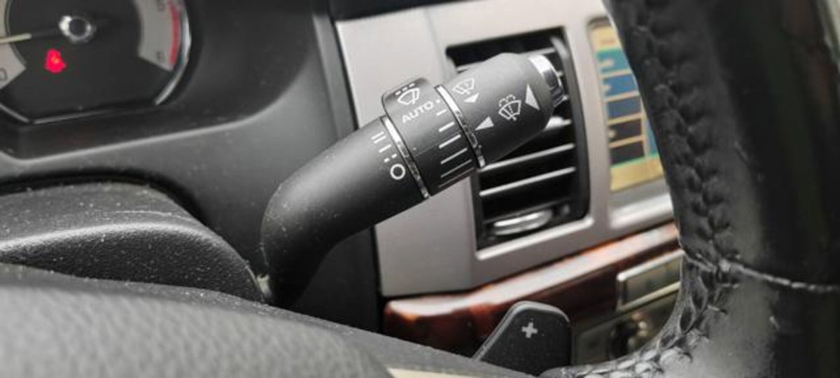 Jaguar XF 2.7D V6 Luxury (20)