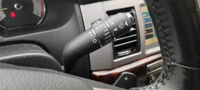 Jaguar XF 2.7D V6 Luxury (20)